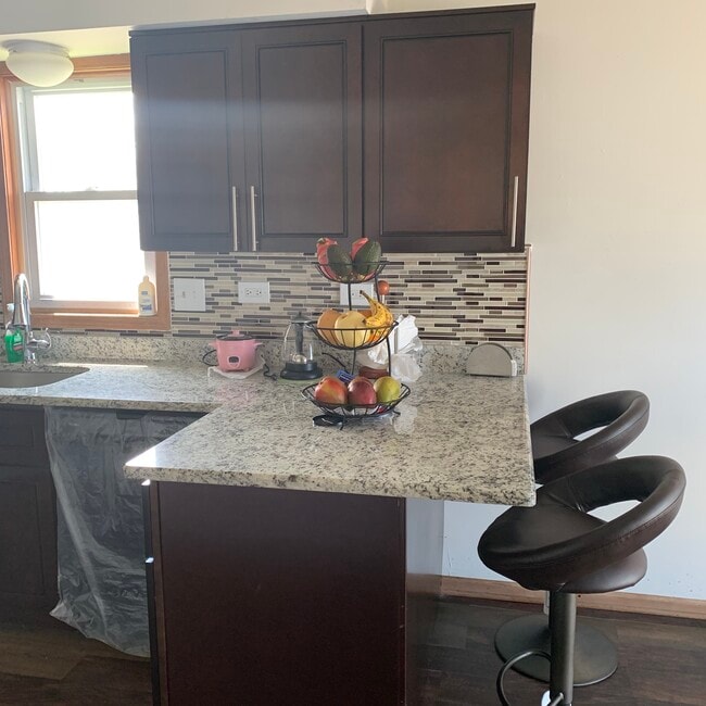 Kitchen Island - 2838 W 36th Plz