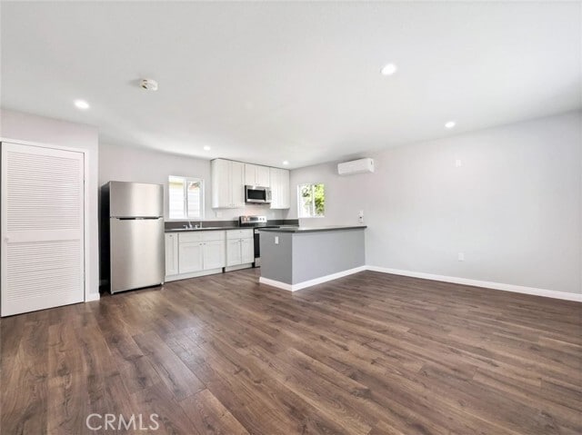 Foto principal - 8828 Chimineas Ave