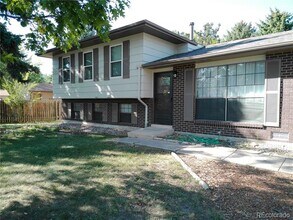 Building Photo - 5030 Montebello Pl
