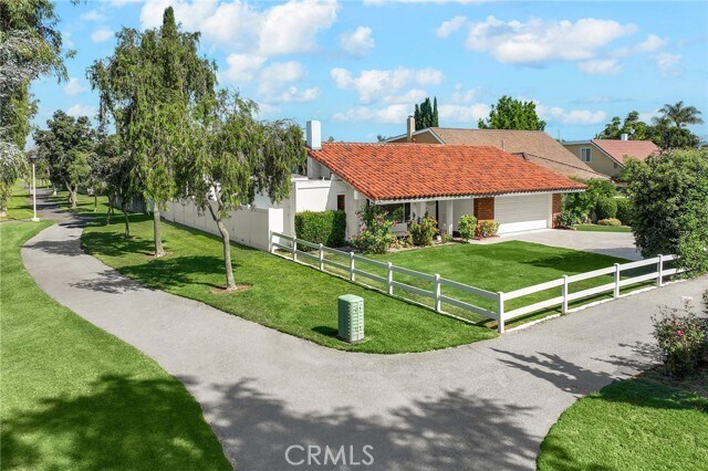Building Photo - 15361 Nimes Cir