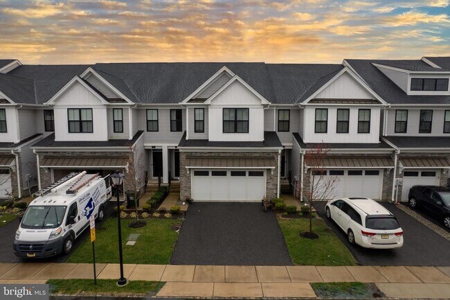 Foto del edificio - 9 Clover Ln