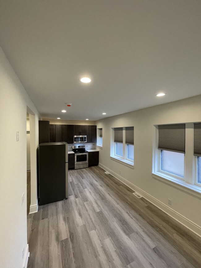 Kitchen/ Dining - 2 Virginia Pl