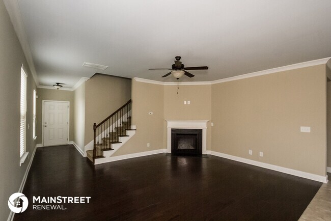 Building Photo - 4893 Longview Run