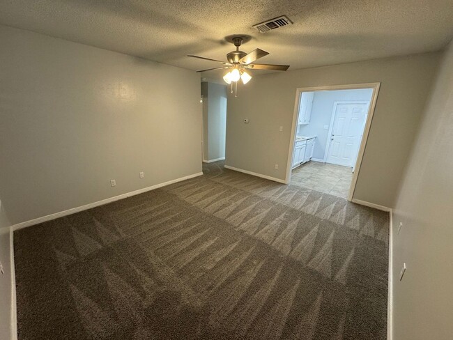 Foto del edificio - Pensacola - 2 Bedroom, 1 Bathroom