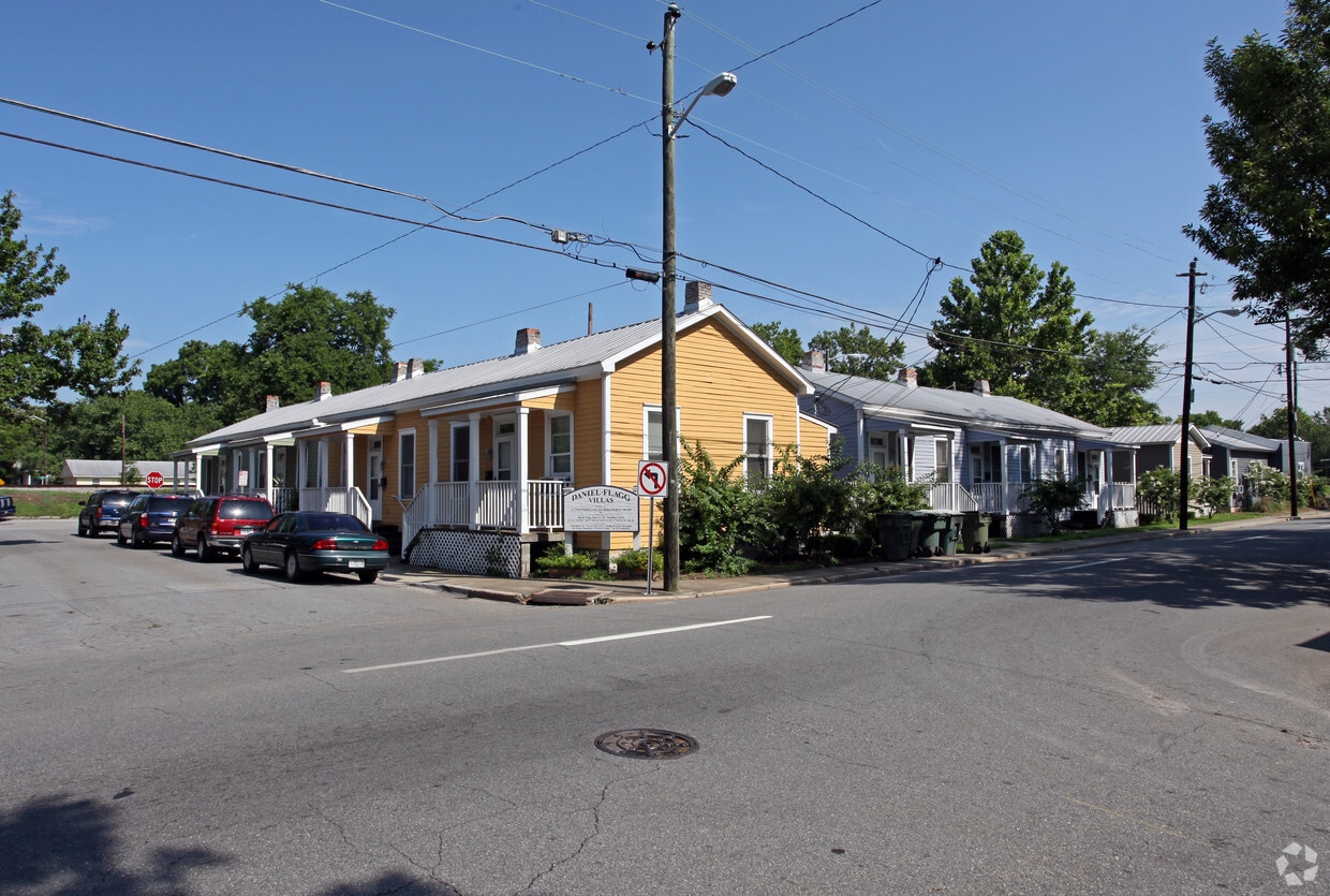 526 E 34th St, Savannah, GA 31401 Apartments in Savannah, GA