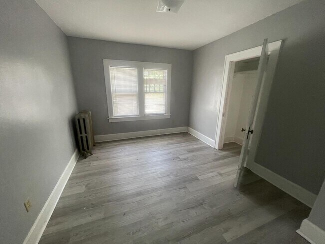 Foto del edificio - 1033 N 7th St