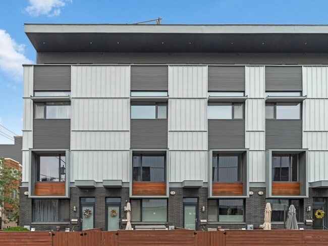 Building Photo - 1124 N American St
