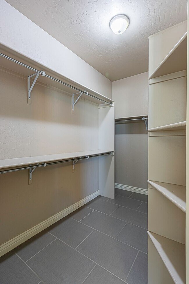 Foto del edificio - Modern Beauty in Far East El Paso!