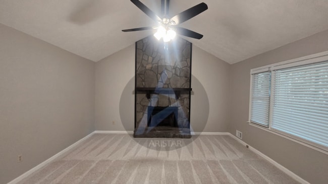 Foto del edificio - $2,200 / 3 br / 2.0 ba / 2590 sqft 3BR Hom...