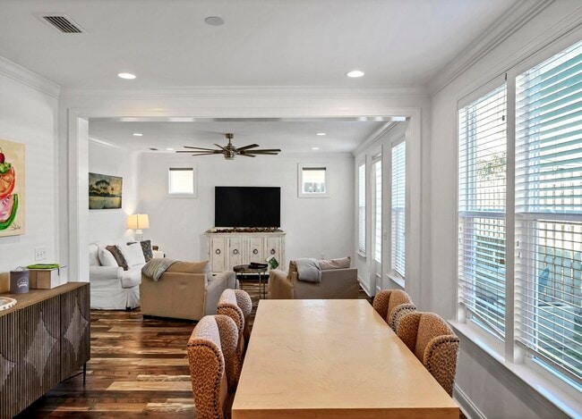 Building Photo - 175 Christian Dr