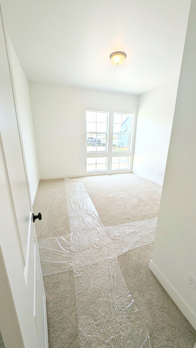 Building Photo - 1679 Laurel Chase Dr