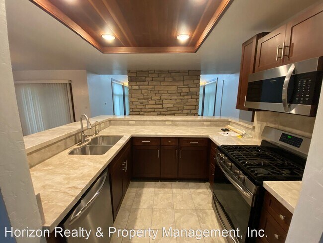 Building Photo - 3 br, 3 bath House - 177 Paso Robles