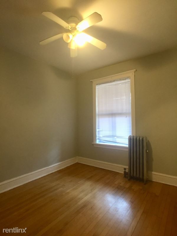 Foto del edificio - 2 br, 1 bath Apartment - 1286 W Victoria St