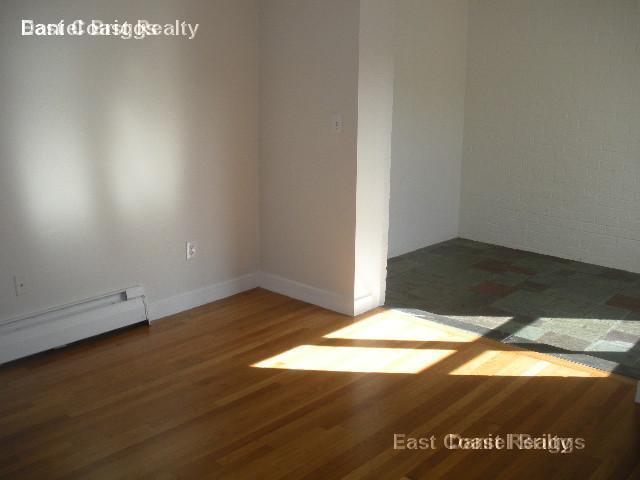 Building Photo - 11 Commonwealth Ct