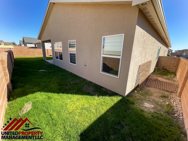 Building Photo - New construction 4 bedroom in Zia Crossing...