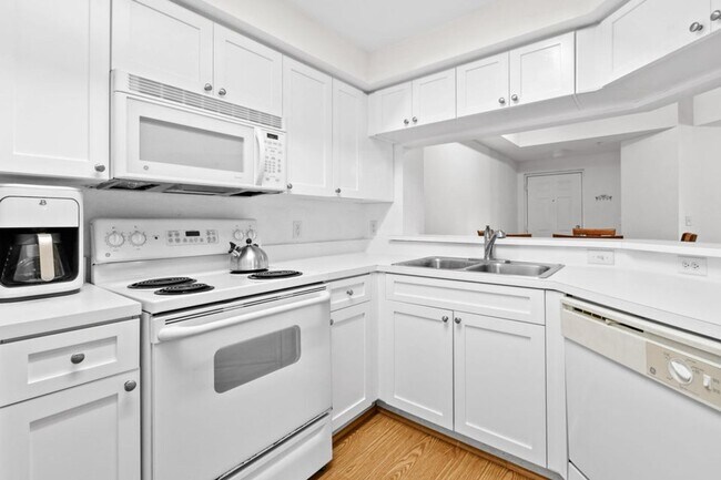 Foto del edificio - 2727 Anzio Ct