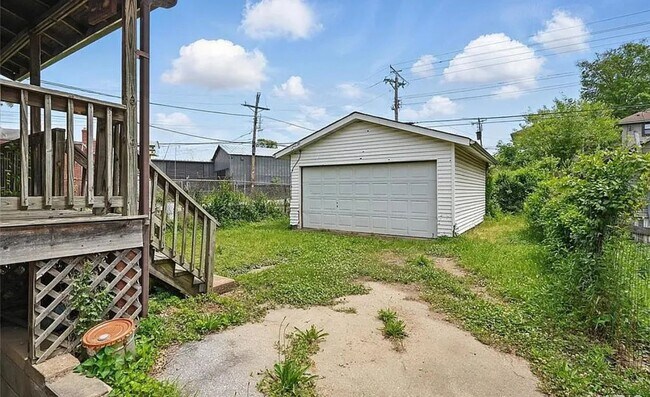 Foto del edificio - Charming 2BR House in Saint Louis