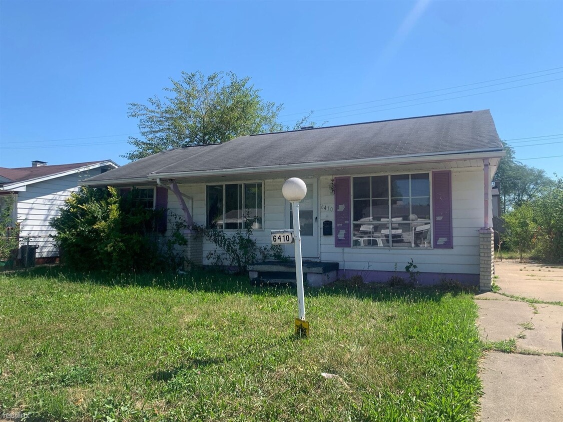 3 br, 1 bath House 6410 Belltree Ln House Rental in Flint, MI