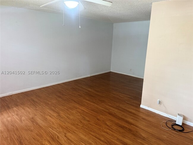 Building Photo - 200 SW 132nd Way