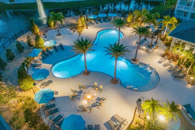 Building Photo - Sage at Cypress Cay