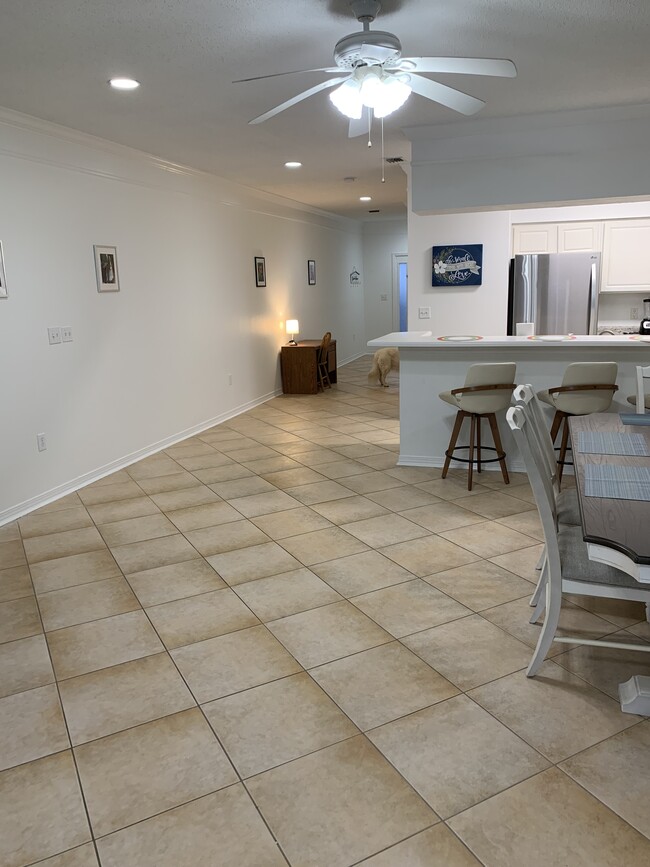 Building Photo - 501 Cotton Creek Dr
