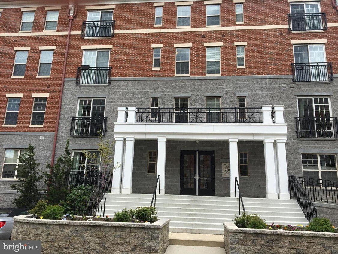700 Commodore Court Unit 2729, Philadelphia, PA 19146 Condo for Rent