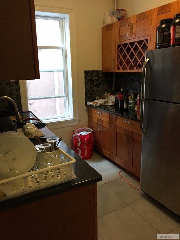 Foto principal - 2454 27th St