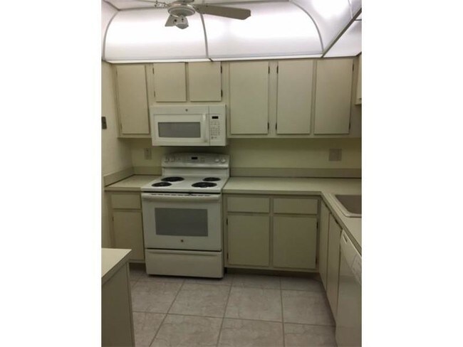 Foto del edificio - 6475 W Oakland Park Blvd