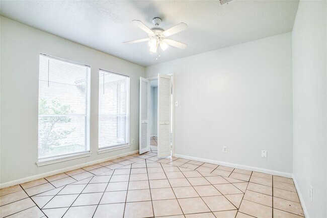 Building Photo - 15114 Forest Lodge Dr
