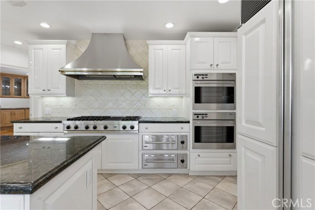 Building Photo - 19803 Linnet St