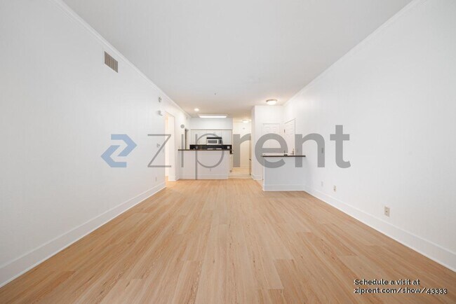 Foto del edificio - 12376 Carmel Country Rd