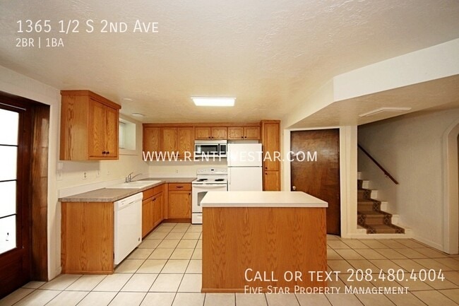 Building Photo - 1365 1/2 S 2nd Ave-
