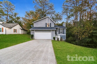 Building Photo - 2755 Wildflower Ln SW