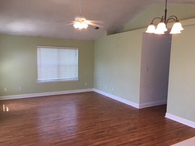 Building Photo - 2902 Viking Way