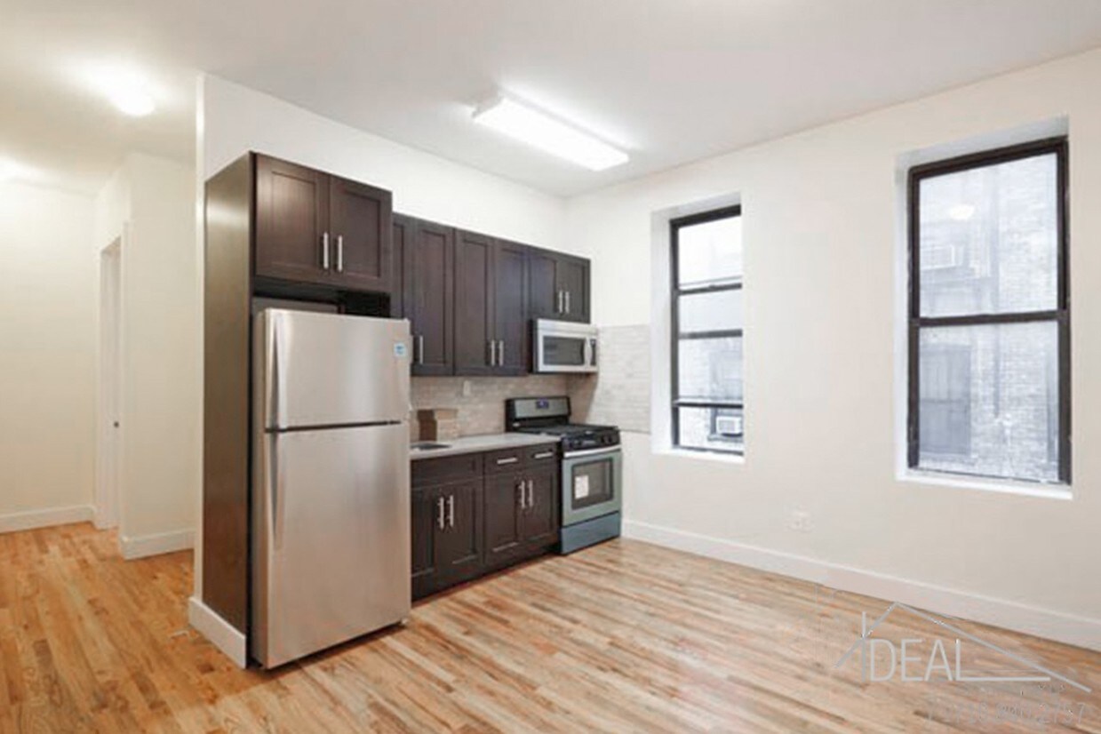 Primary Photo - 85 Eastern Parkway #6C1R
