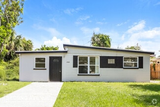 Building Photo - 8549 93rd Ave