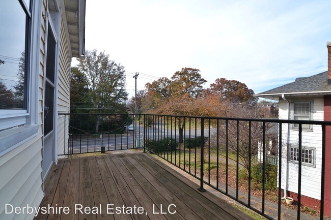 Foto del edificio - 2808 Rivermont Ave