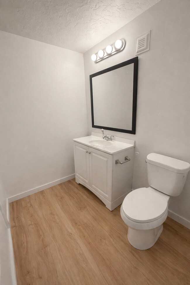 Building Photo - 948 Jack Dr