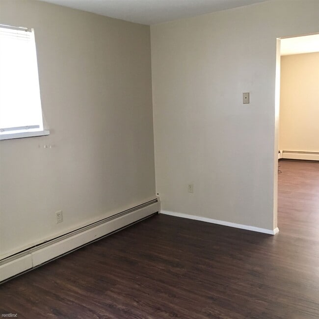 Building Photo - 2 br, 1 bath  - 132 Jones St Apt 5