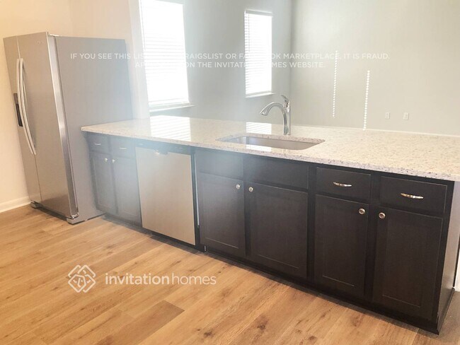 Building Photo - 10020 Pilot Pl