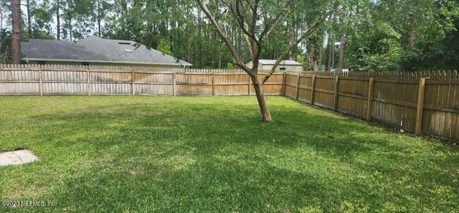 Building Photo - 390 Cassandra Ln