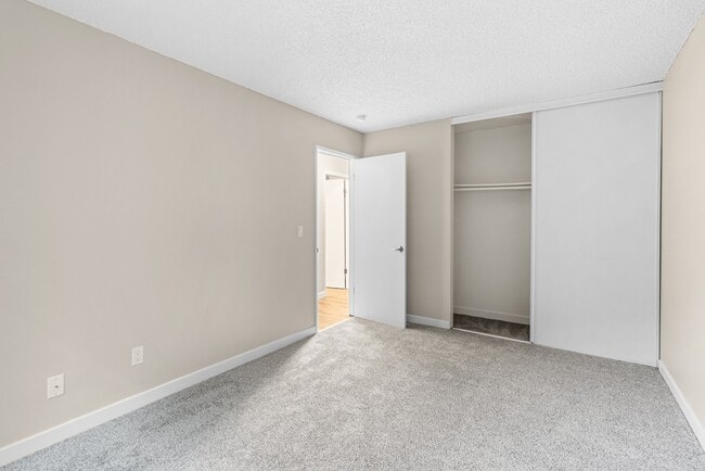 Interior Photo - Cascade Vista