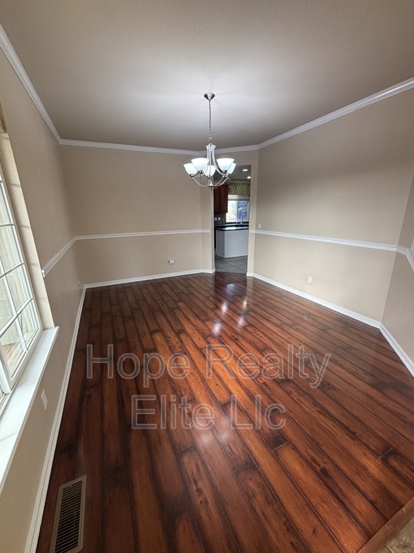 Building Photo - 12785 Angelina Dr