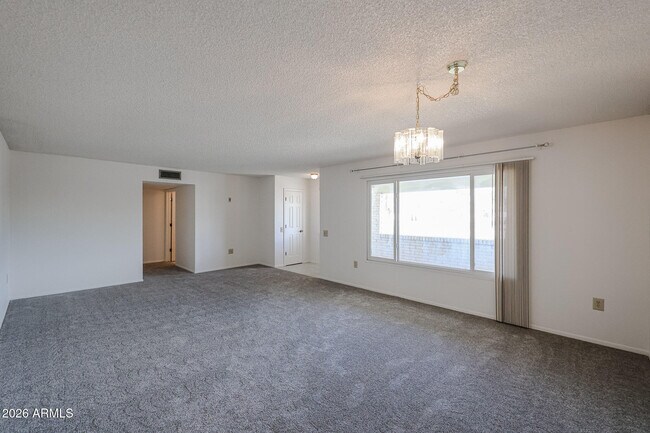 Foto del edificio - 19610 N Lakeforest Dr