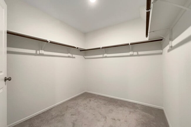 Building Photo - 16418 Monte Sinai Dr