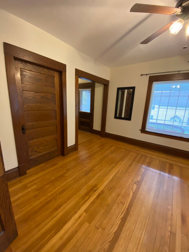 Master Bedroom - 895 Woodbine Ave
