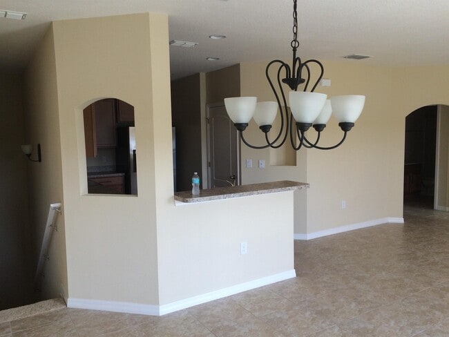 Foto del edificio - 6530 S Goldenrod Rd