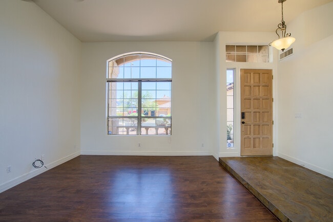 Building Photo - 31030 N 42nd Pl