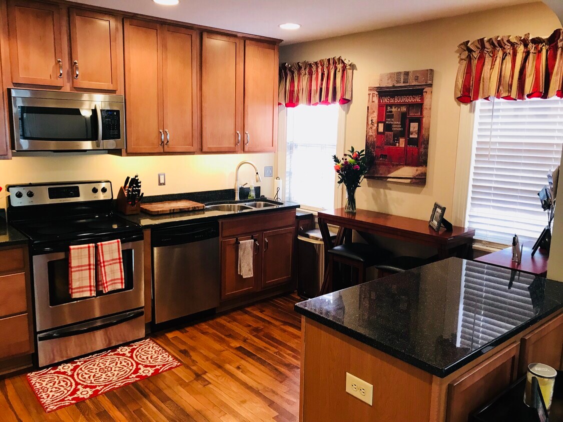 Foto principal - 3417 Kensington Ave