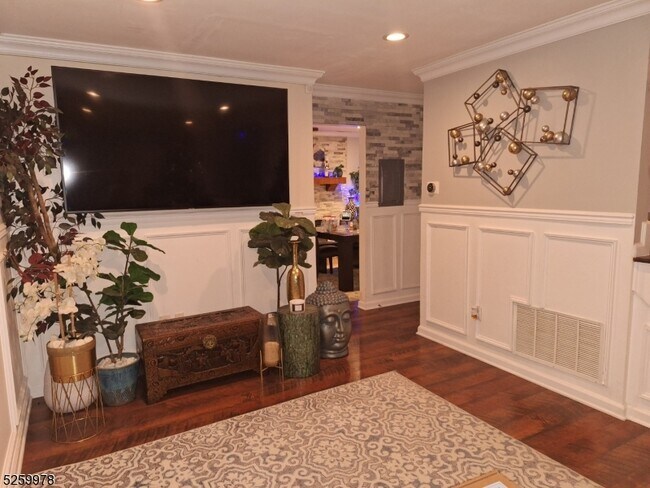 Building Photo - 15 Golden Square